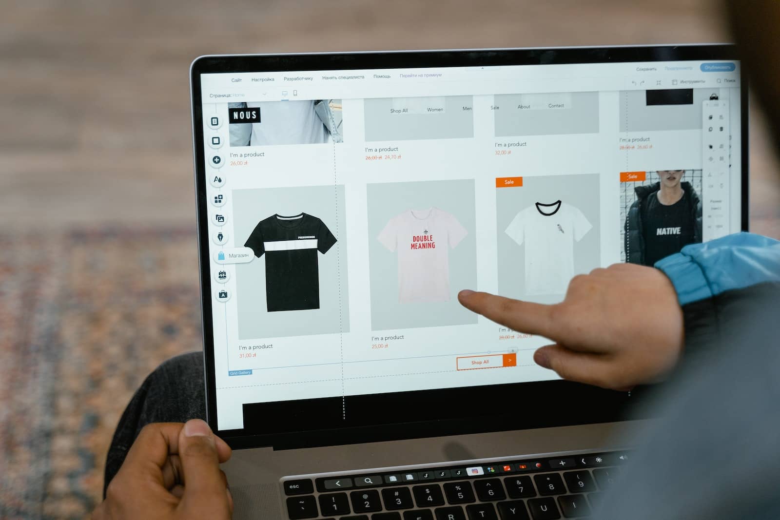 4 reasons why you need your own online web store.